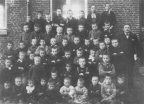 Audregnies : Photo de groupe de l'école communale (1898-1899)